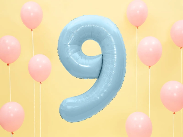 balon foliowy 9 jasny niebieski 3.jpg