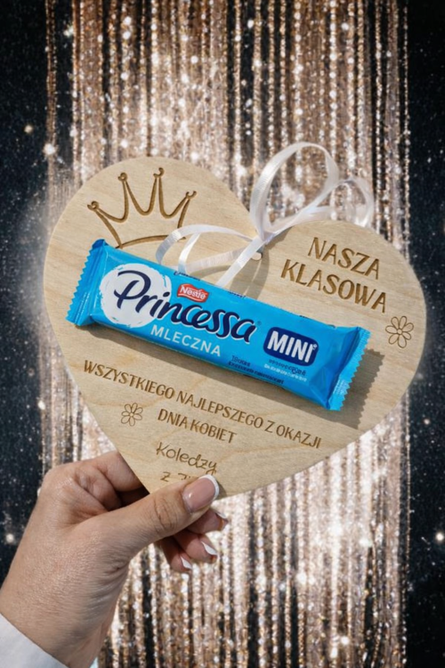 prezent dzień kobiet nasza klasowa princessa serce.png