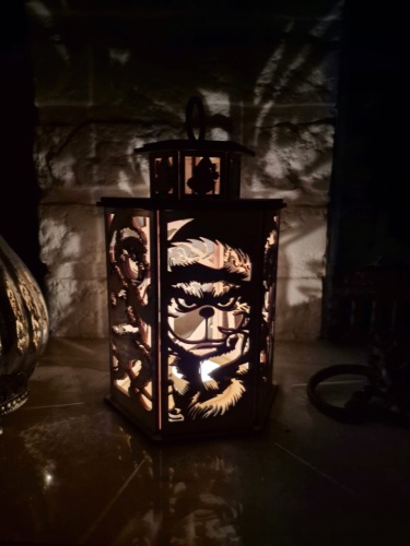 Lampion Świąteczny drewniany LATARENKA LAMPKA LED Grinch.jpg