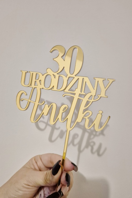 Toper na tort pleksi URODZINY 3.jpg