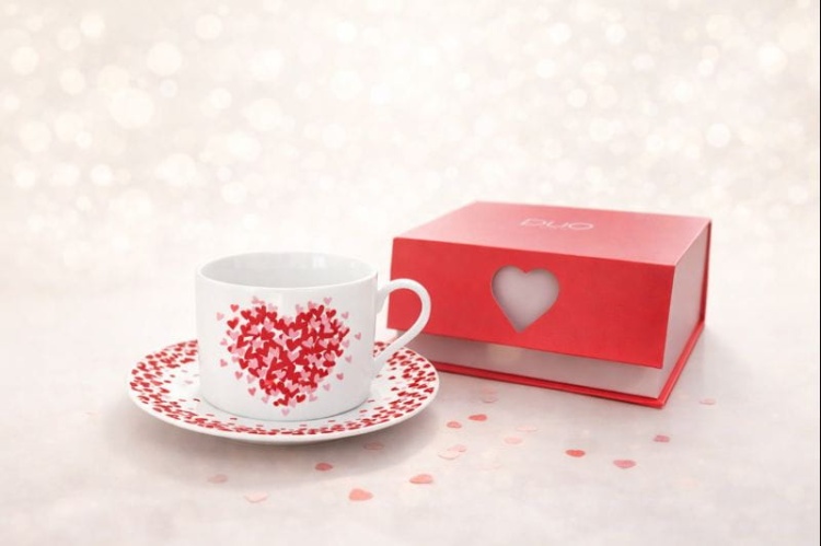 filiżanka walentynki 220ml serca LOVE.jpg