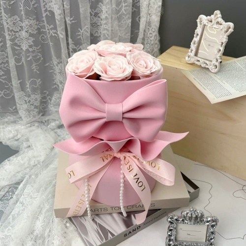 flower-box-bukiet-zapachowych-kwiatow-mydlanych-w-pudelku-8szt-led.jpg